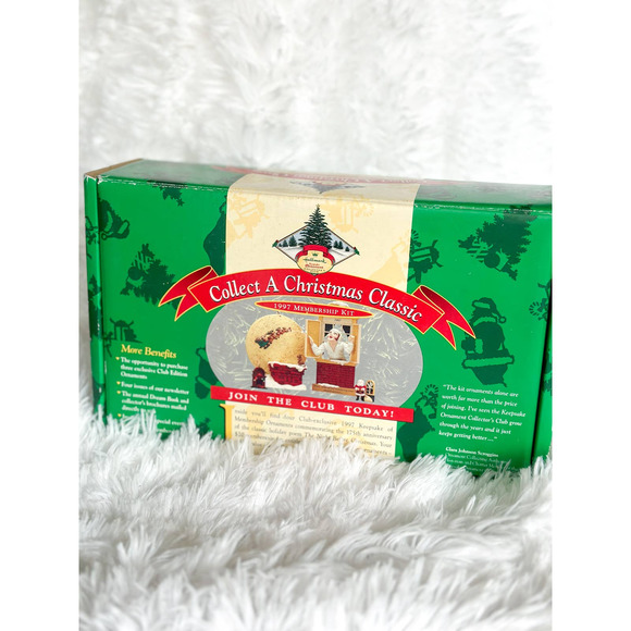 Collect A Christmas Classic Hallmark 1997 Collectors club Kit with 4 ornaments - Picture 1 of 1
